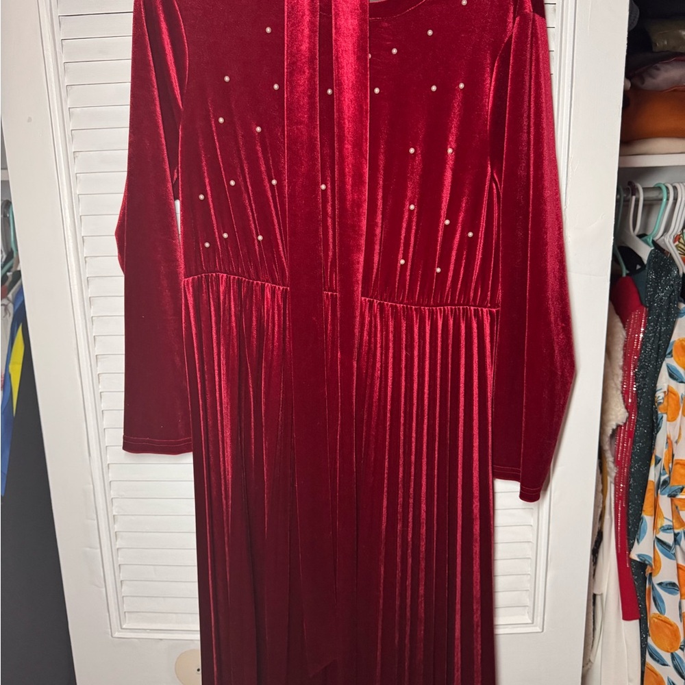 Elegant Red Velvet Dress with Pearl Accents